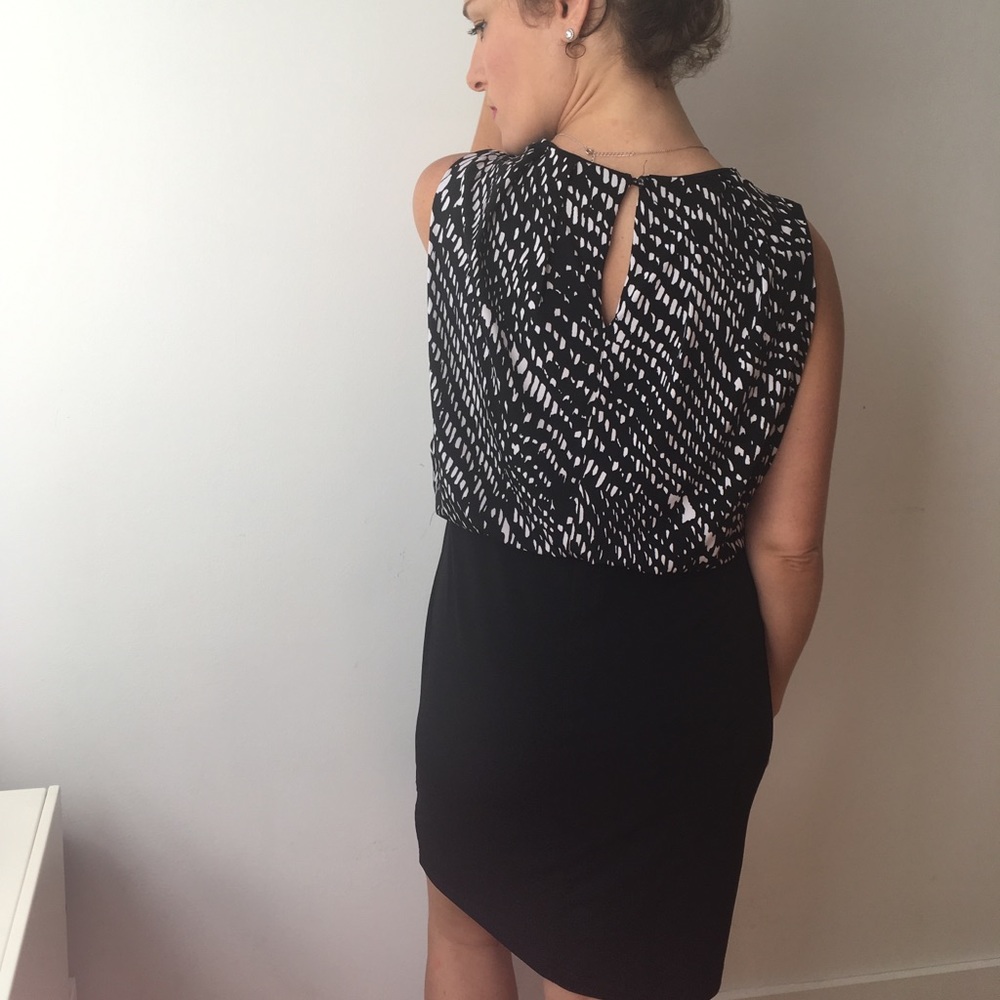 Velrie Bertinelli black&white elegant dress in 8